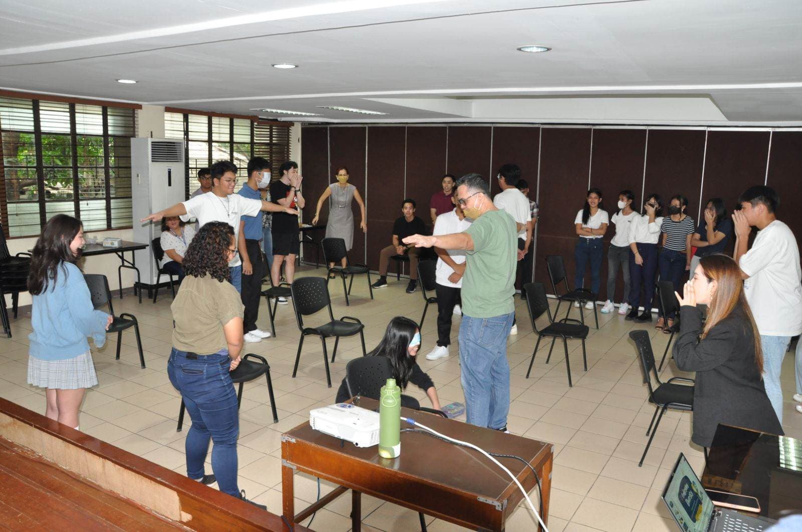 Corporate volunteers working with core members